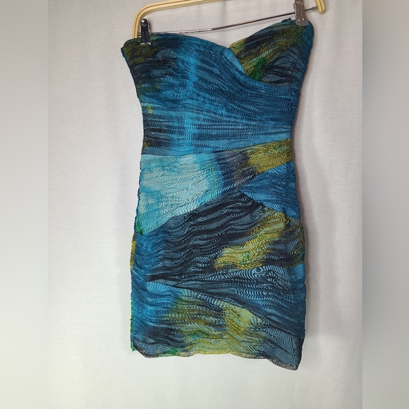 BCBG Winnie aquamarine watercolor Printed Shirred Bodycon Dress Size 4 - Picture 2 of 6